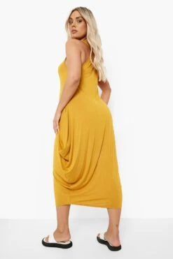 Vestito Midaxi Plus Size Con Ruches E Scollo A Vogatore Sul Retro -Negozio al dettaglio Vestiti gzz07016 mustard xl 1