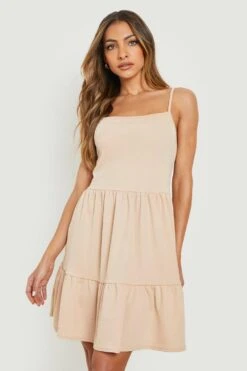 Vestito Grembiule Con Scollo Quadrato E Spalline