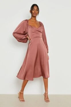 Vestito Skater Midi In Raso Con Maniche A Campana