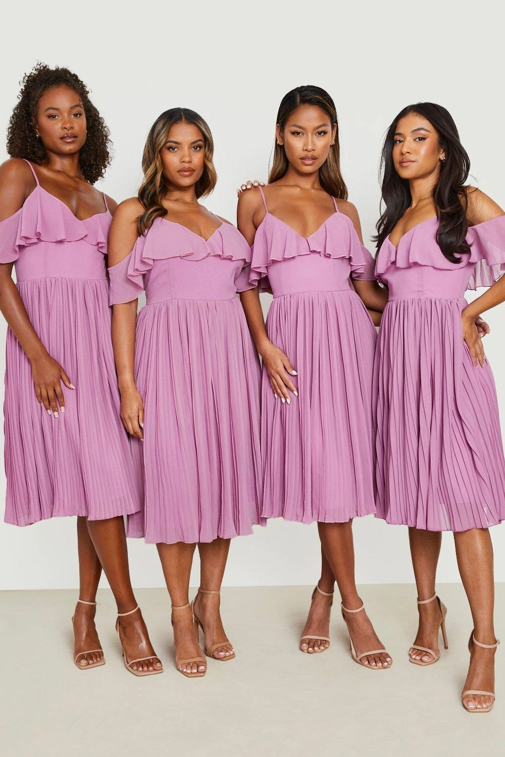 Vestito Plus Size Da Cerimonia Con Spalle Scoperte 4 Vestito Plus Size Da Cerimonia Con Spalle Scoperte - immagine 4