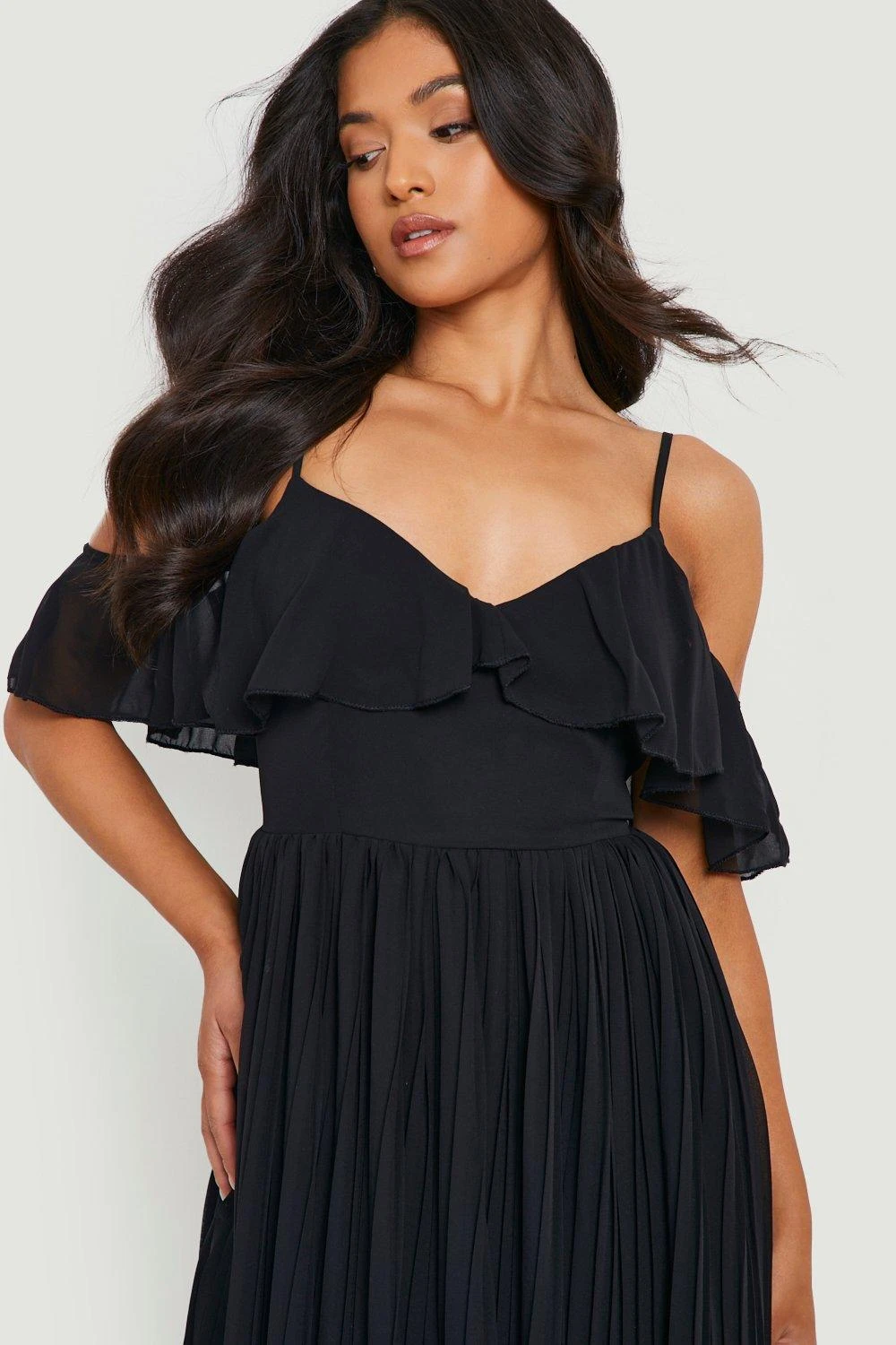 Vestito Da Cerimonia Petite Con Spalle Scoperte 3 Vestito Da Cerimonia Petite Con Spalle Scoperte - immagine 3