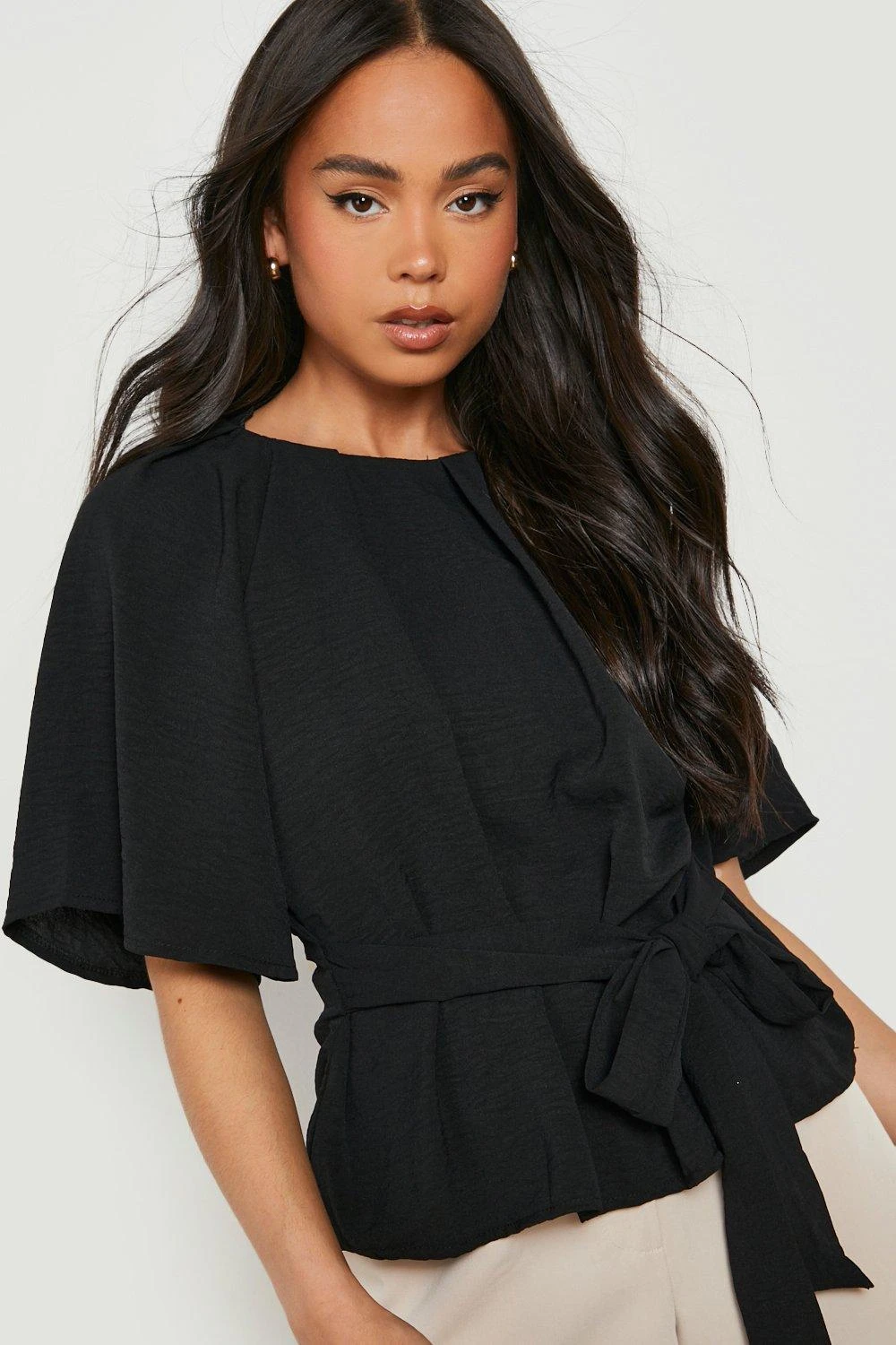 Vestito A Trapezio Petite Con Cintura Intessuta E Maniche Ad Angelo 4 Vestito A Trapezio Petite Con Cintura Intessuta E Maniche Ad Angelo - immagine 4