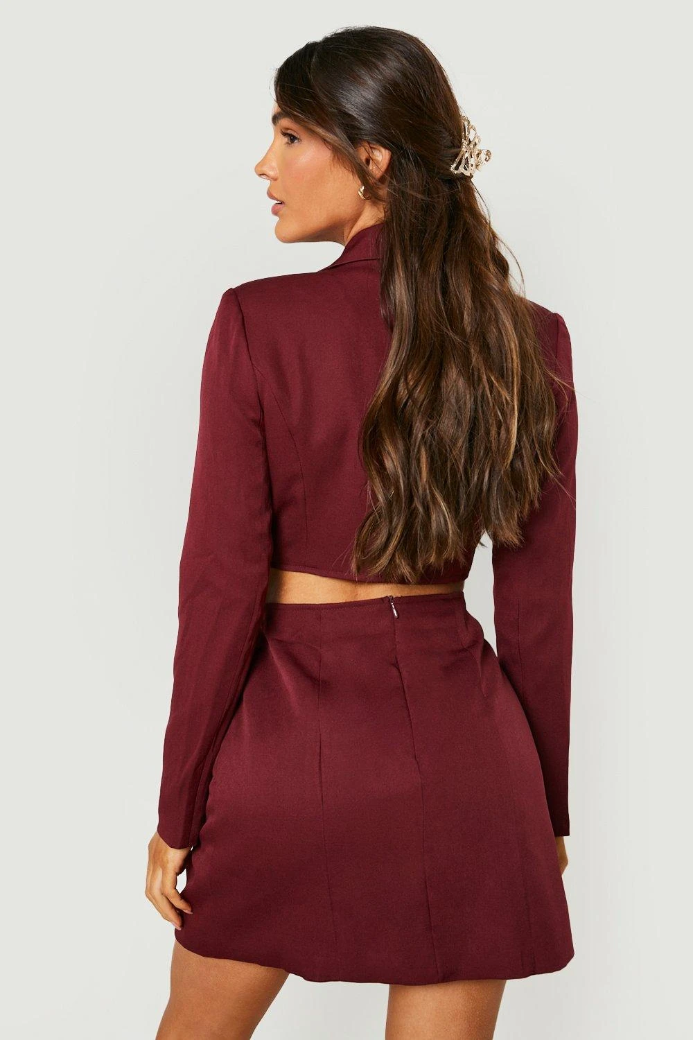 Vestito Blazer Con Tasche, Cut-out E Dettagli Attorcigliati 2 Vestito Blazer Con Tasche, Cut-out E Dettagli Attorcigliati - immagine 2