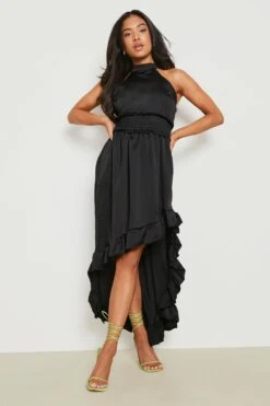 Vestito Maxi Petite In Raso Increspato Con Fondo Arricciato