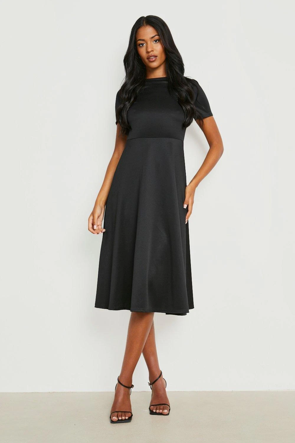 Vestito Skater Midi Tall Con Pieghe 1 Vestito Skater Midi Tall Con Pieghe