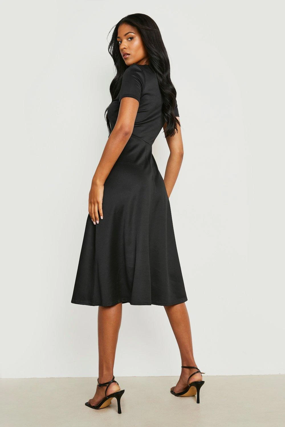 Vestito Skater Midi Tall Con Pieghe 2 Vestito Skater Midi Tall Con Pieghe - immagine 2