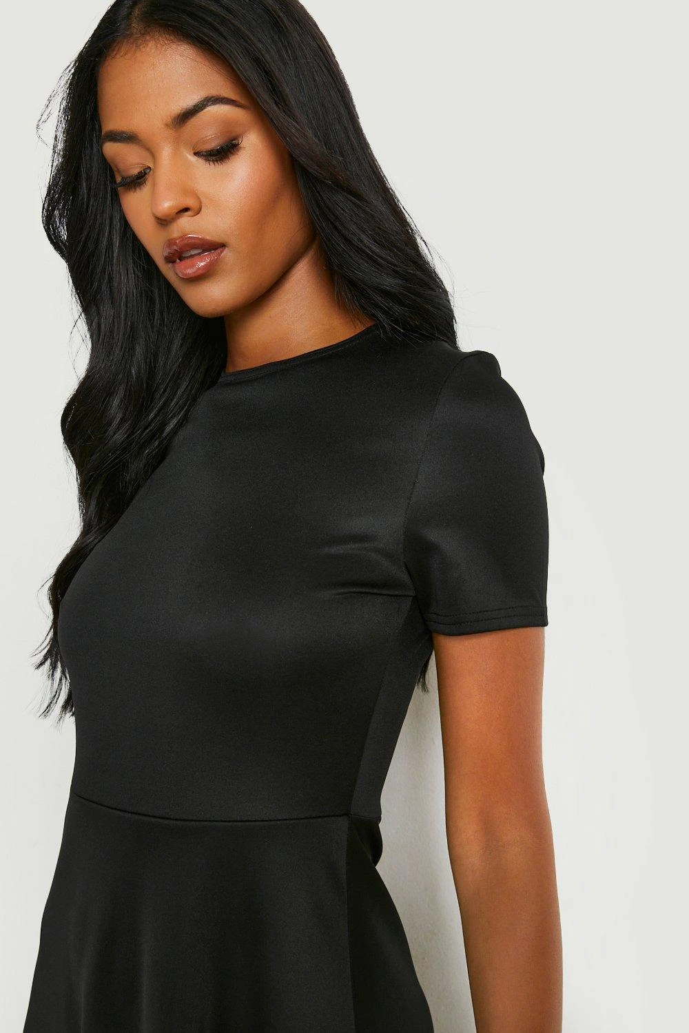 Vestito Skater Midi Tall Con Pieghe 4 Vestito Skater Midi Tall Con Pieghe - immagine 4