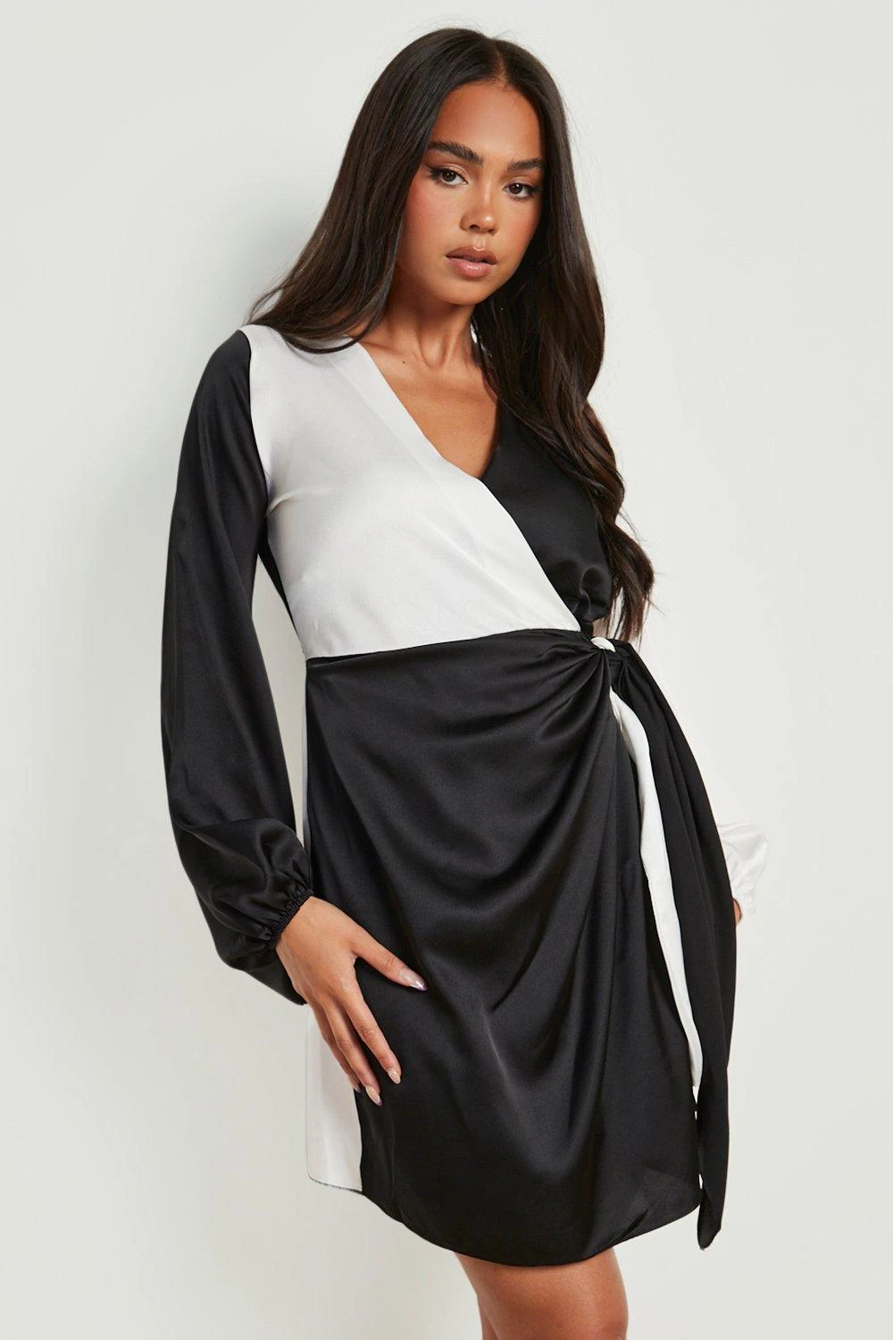 Vestito Scaldacuore Petite A Blocchi Di Colore Con Maniche A Sbuffo 3 Vestito Scaldacuore Petite A Blocchi Di Colore Con Maniche A Sbuffo - immagine 3