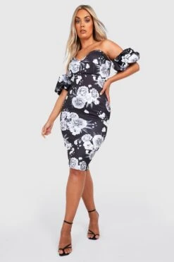 Vestito Midi Plus Size In Scuba A Fiori Con Scollo Bardot
