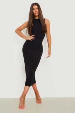 Vestito Longuette Seducente A Collo Alto Con Scollo A Vogatore