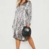 Vestito Camicia Plus Size Con Stampa Effetto Pelle Di Serpente