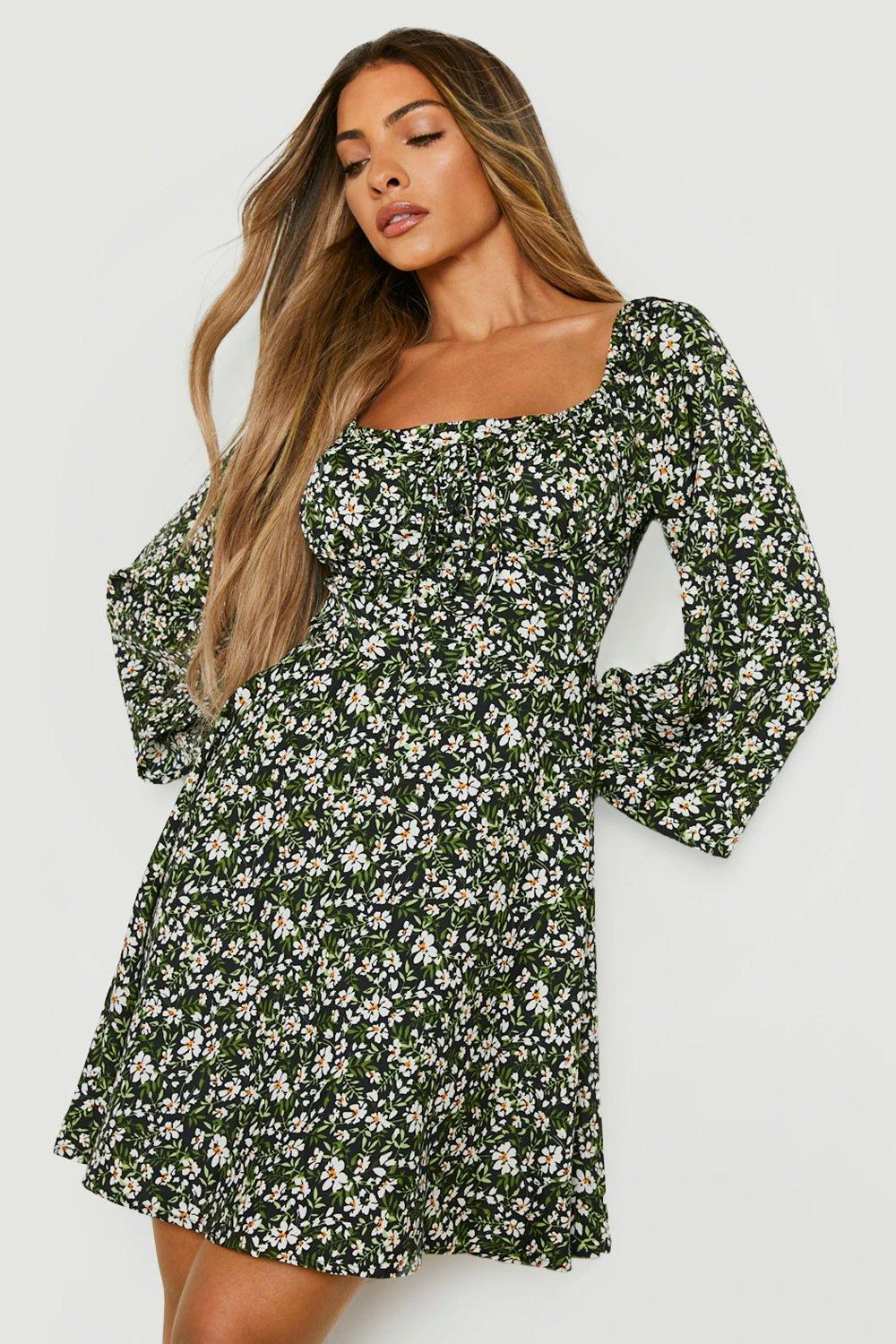 Vestito Skater A Maniche Lunghe A Fiori Con Laccetti 3 Vestito Skater A Maniche Lunghe A Fiori Con Laccetti - immagine 3