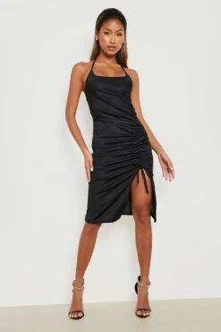 Vestito Midi A Coste Con Scollo Rotondo E Ruches