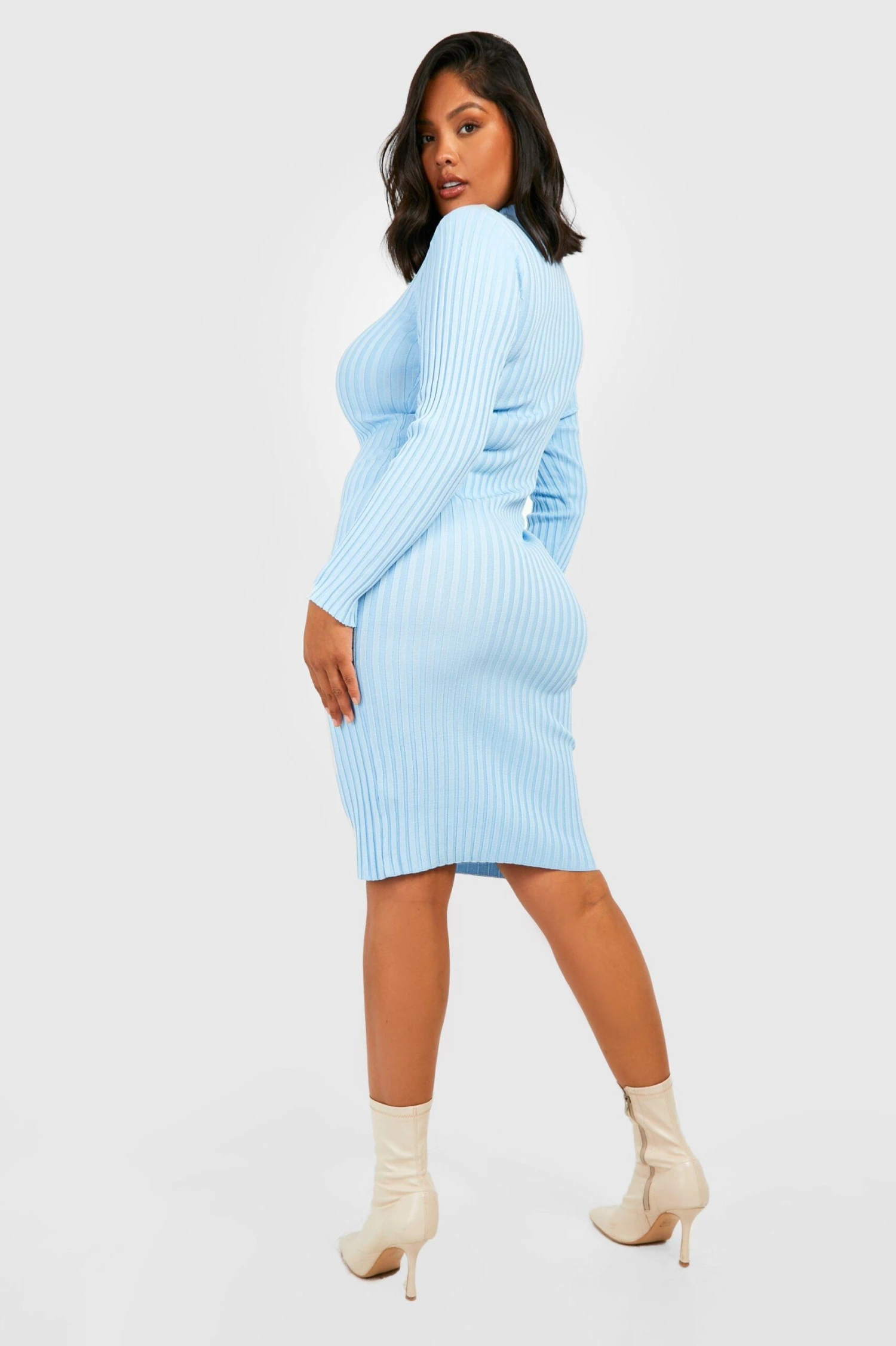 Vestito Midi Plus Size In Maglia A Coste Ampie In Due Toni 2 Vestito Midi Plus Size In Maglia A Coste Ampie In Due Toni - immagine 2