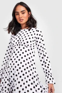 Vestito Skater A Pois Con Ruches Sul Busto 7 Vestito Skater A Pois Con Ruches Sul Busto -Negozio al dettaglio Vestiti gzz24760 white xl 3