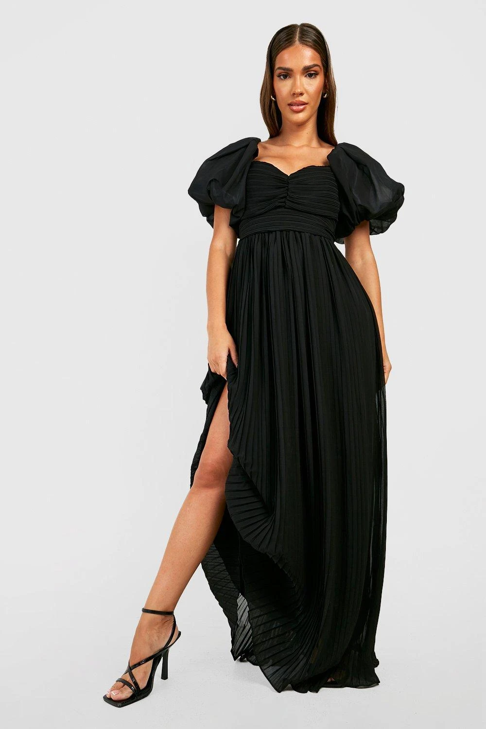 Vestito Maxi In Chiffon A Pieghe Con Maniche A Sbuffo 3 Vestito Maxi In Chiffon A Pieghe Con Maniche A Sbuffo - immagine 3