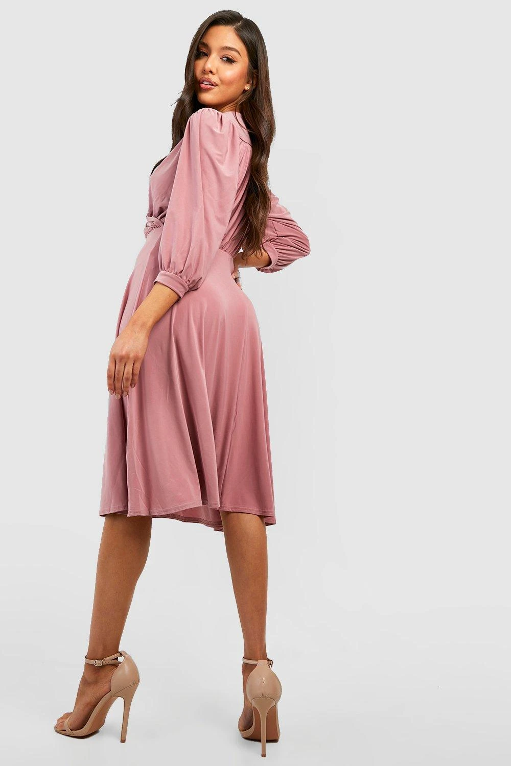 Vestito Scaldacuore Midi Seducente Con Ruches 2 Vestito Scaldacuore Midi Seducente Con Ruches - immagine 2