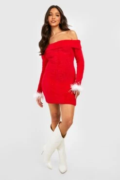 Vestito Natalizio In Maglia Morbida Con Piume Sui Polsini