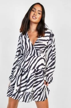 Vestito In Tessuto Zebrato Con Maniche Svasate 6 Vestito In Tessuto Zebrato Con Maniche Svasate -Negozio al dettaglio Vestiti gzz27950 black xl 2