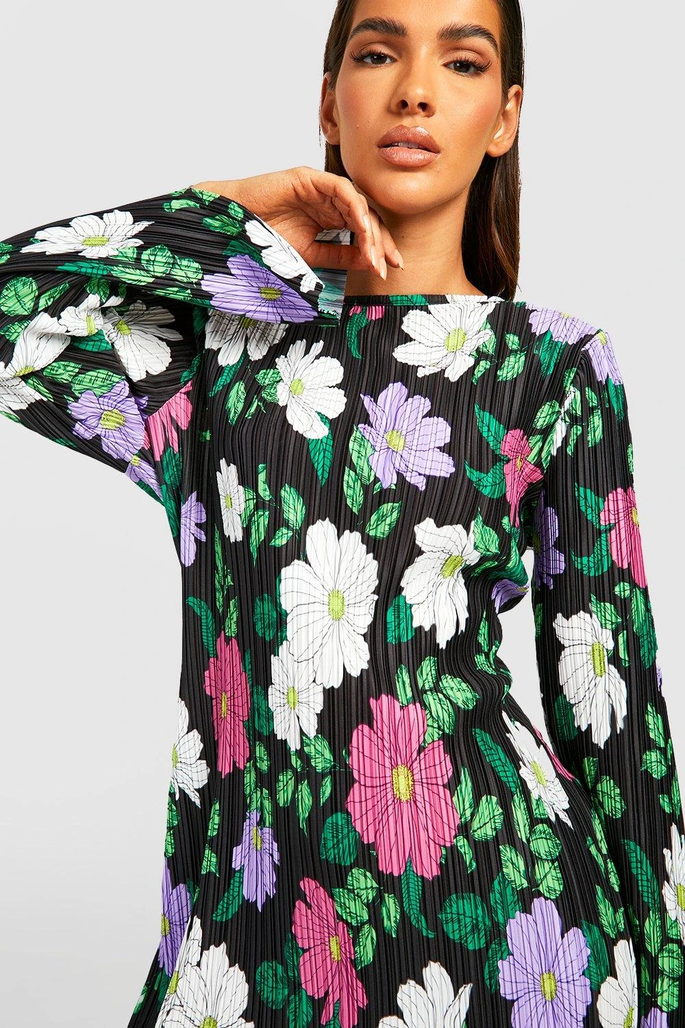 Vestito Plissettato A Fiori Con Spalline Imbottite 4 Vestito Plissettato A Fiori Con Spalline Imbottite - immagine 4