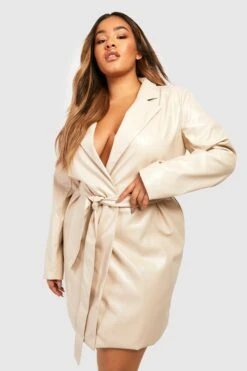 Vestito Blazer Plus Size In PU Effetto Pelle Con Cintura