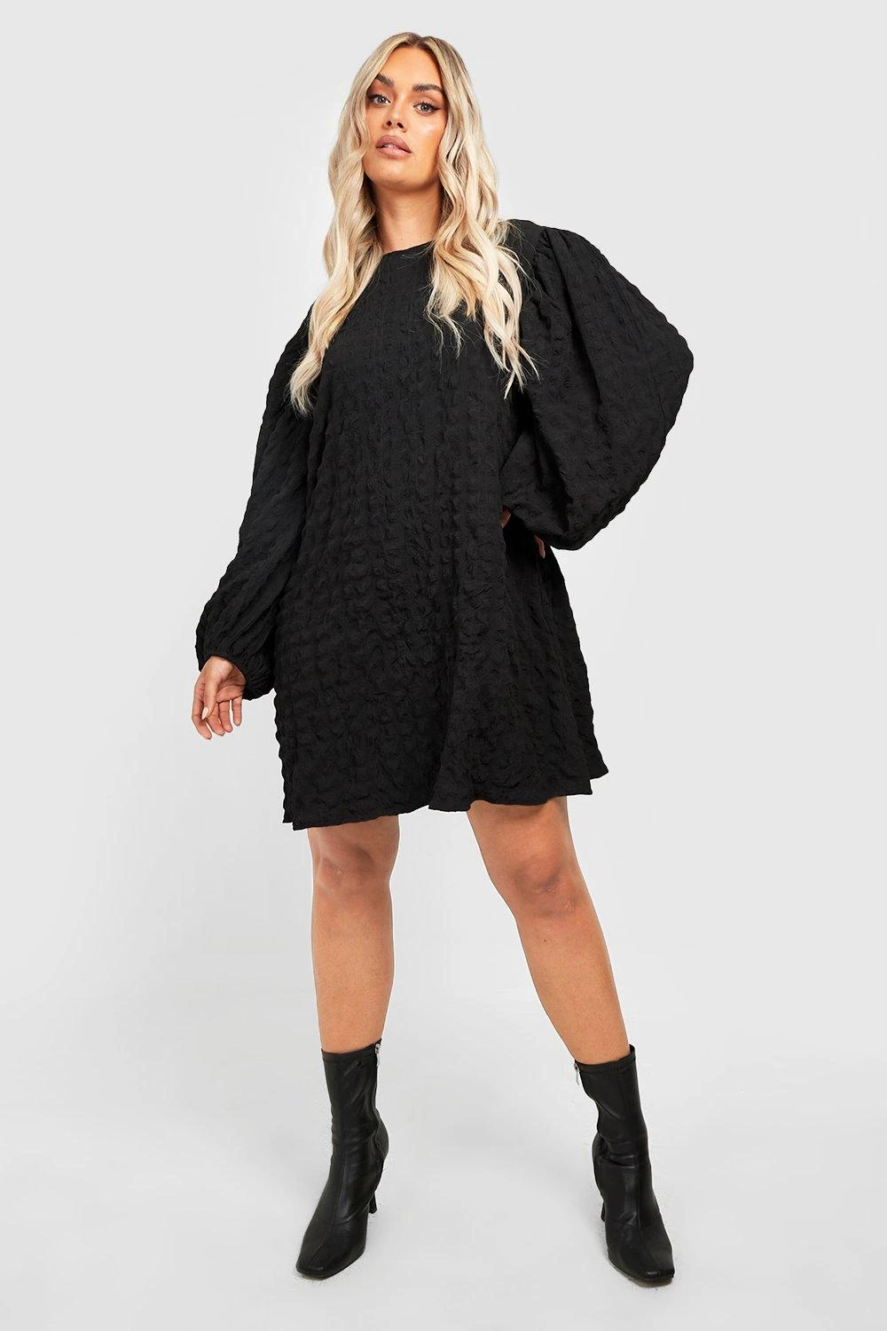 Vestito Grembiule Plus Size A Maniche Lunghe Con Trama 1 Vestito Grembiule Plus Size A Maniche Lunghe Con Trama