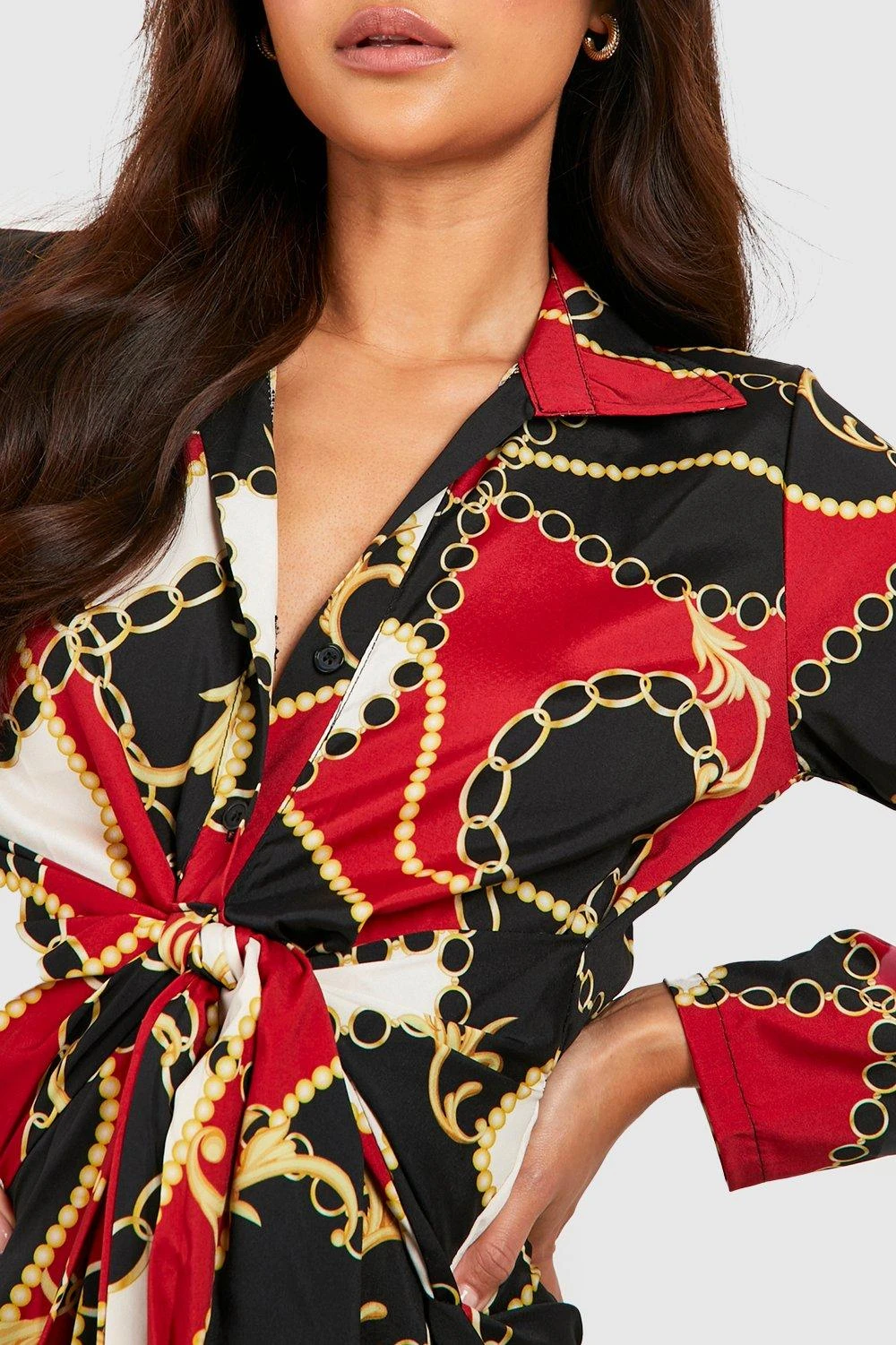 Vestito Midi Con Stampa Di Catene E Laccetti In Vita 4 Vestito Midi Con Stampa Di Catene E Laccetti In Vita - immagine 4