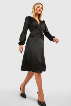 Vestito Skater Midi In Raso Con Ruches