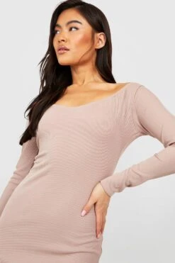 Vestito Longuette A Coste Modellanti Con Spalle Scoperte 6 Vestito Longuette A Coste Modellanti Con Spalle Scoperte -Negozio al dettaglio Vestiti gzz34600 stone xl 2