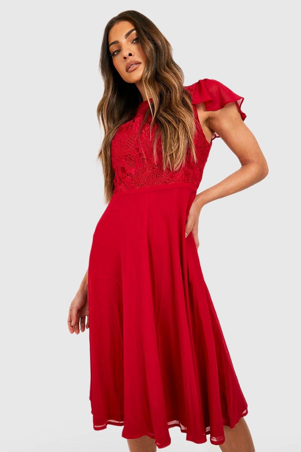 Vestito Skater Midi In Pizzo Con Volant Sulle Maniche 1 Vestito Skater Midi In Pizzo Con Volant Sulle Maniche