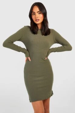 Vestito A Maniche Lunghe A Coste Morbide Con Spacco