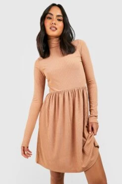 Vestito Grembiule Basic A Coste A Collo Alto