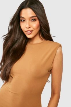 Vestito Midi Sagomato Con Scollo A Barchetta E Spalline Imbottite -Negozio al dettaglio Vestiti gzz39923 camel xl 3