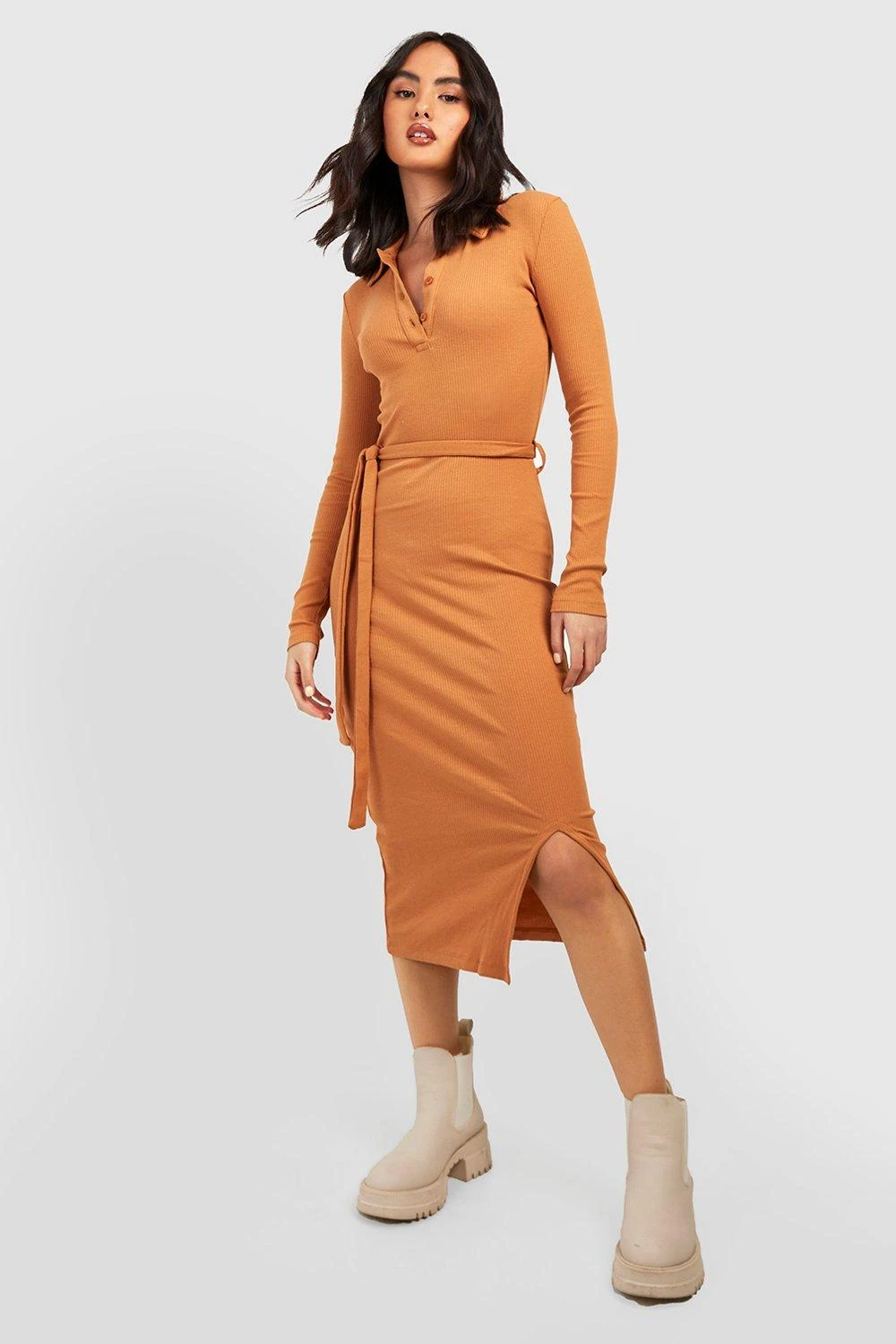 Vestito Midi Con Spacco Laterale E Cintura 1 Vestito Midi Con Spacco Laterale E Cintura