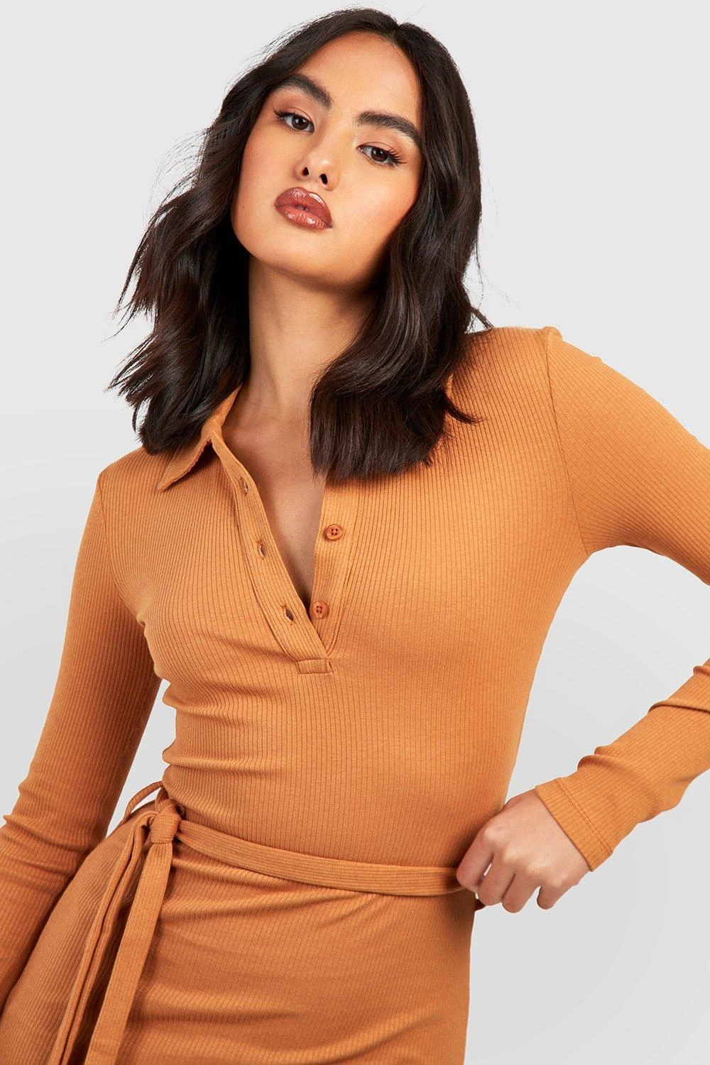 Vestito Midi Con Spacco Laterale E Cintura 4 Vestito Midi Con Spacco Laterale E Cintura - immagine 4