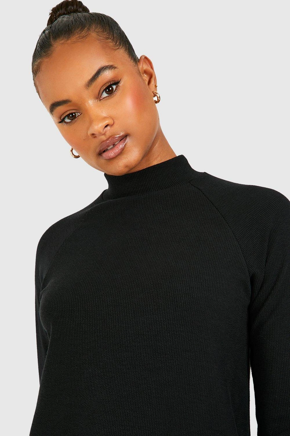 Vestito A Trapezio Tall A Maniche Lunghe A Coste Con Trama E Collo A Imbuto 4 Vestito A Trapezio Tall A Maniche Lunghe A Coste Con Trama E Collo A Imbuto - immagine 4