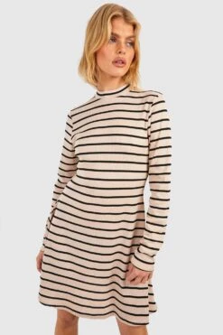 Vestito Scampanato A Collo Alto In Maglia A Coste A Righe -Negozio al dettaglio Vestiti gzz41768 stone xl 2