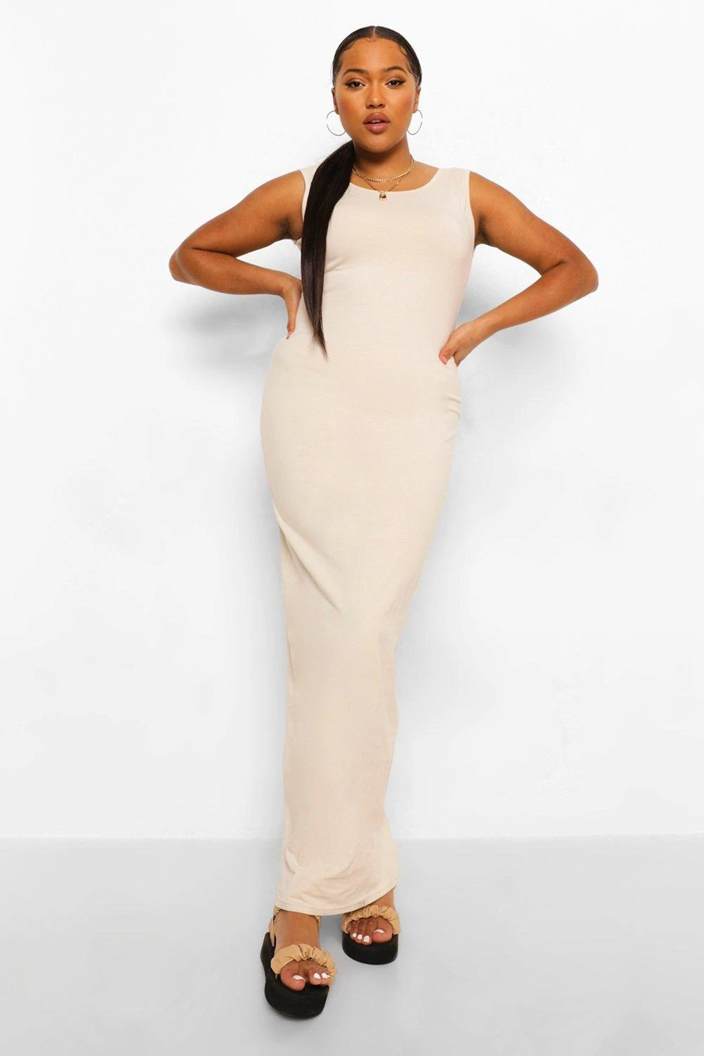 Maxi Vestito Plus Size Con Scollo Tondo 3 Maxi Vestito Plus Size Con Scollo Tondo - immagine 3