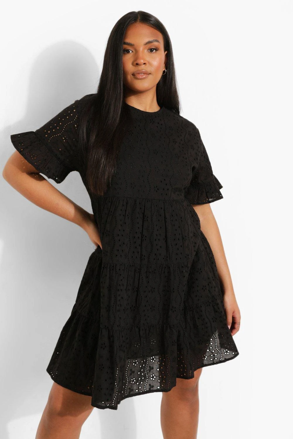 Vestito Smock Plus Size In Pizzo Sangallo Con Balze 1 Vestito Smock Plus Size In Pizzo Sangallo Con Balze