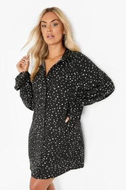 Vestito Camicia Plus Size A Pois Con Volant Sui Polsini