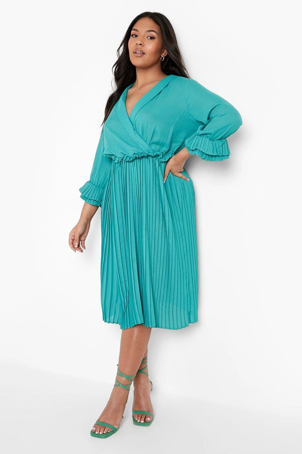 Vestito Skater Midi Plus Size Con Pieghe E Arricciature 1 Vestito Skater Midi Plus Size Con Pieghe E Arricciature