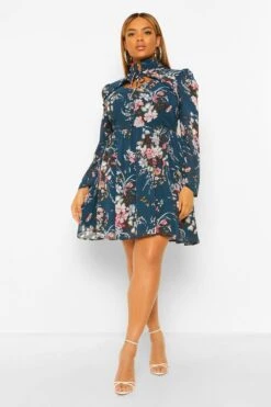 Vestito Skater Plus Size A Fiori Con Collo Alto E Cut-out