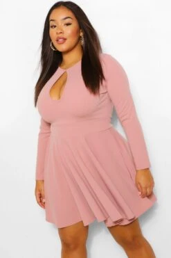 Vestito Skater Plus Size A Maniche Lunghe Con Scollo A Goccia