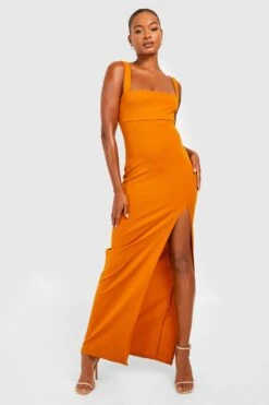 Vestito Maxi Tall Con Scollo Quadrato E Spacco Laterale